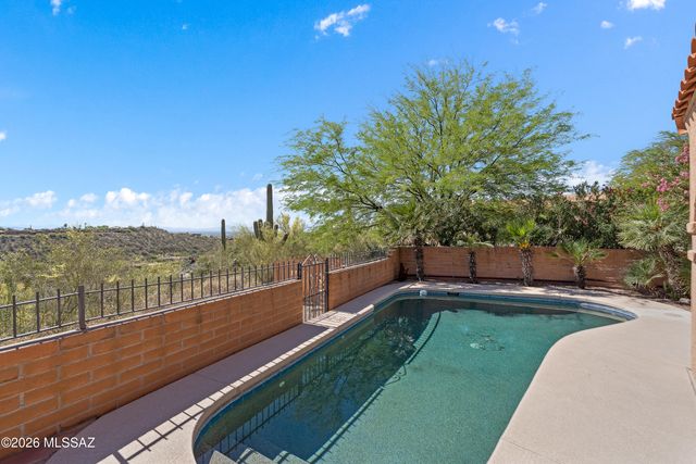 4300 N Camino De Carrillo, Tucson, AZ 85750