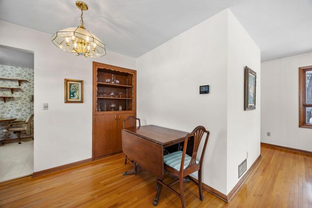 4161 Otter Lake Road, Gem Lake, MN 55110