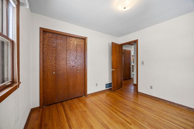 4161 Otter Lake Road, Gem Lake, MN 55110