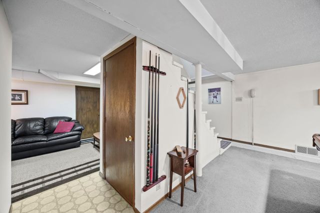 4161 Otter Lake Road, Gem Lake, MN 55110