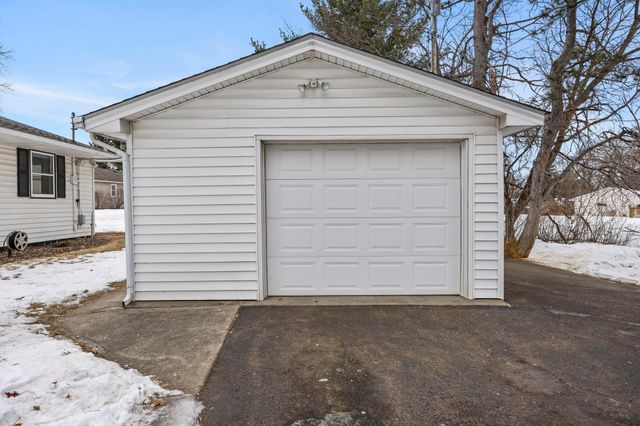 4161 Otter Lake Road, Gem Lake, MN 55110