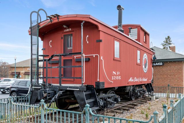 4161 Otter Lake Road, Gem Lake, MN 55110