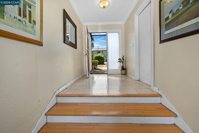 222 Donegal Way, Martinez, CA 94553