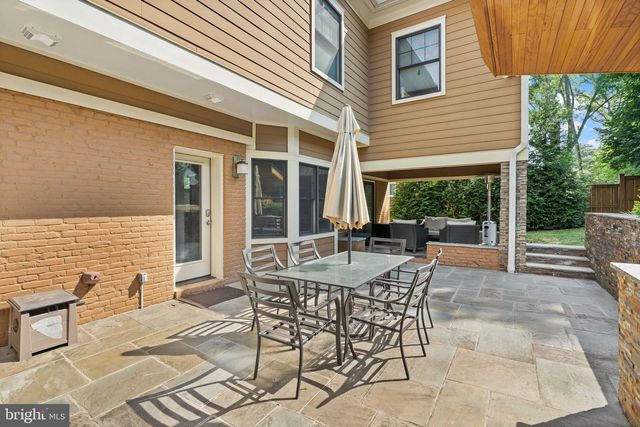 4226 40TH ST N, Arlington, VA 22207