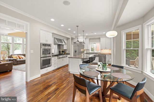 4226 40TH ST N, Arlington, VA 22207