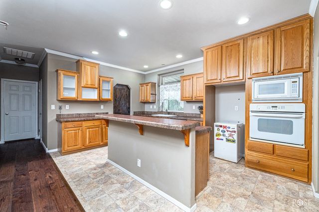 660 Private Rd 1115, Sonora, TX 76950