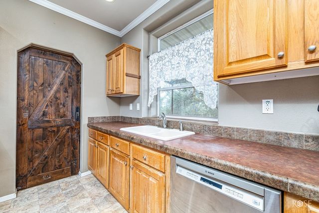 660 Private Rd 1115, Sonora, TX 76950