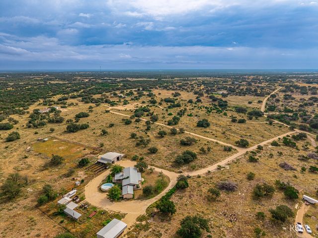 660 Private Rd 1115, Sonora, TX 76950