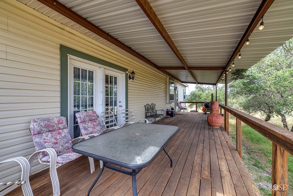 Image 30 of property listing at 660 Private Rd 1115, Sonora, TX 76950