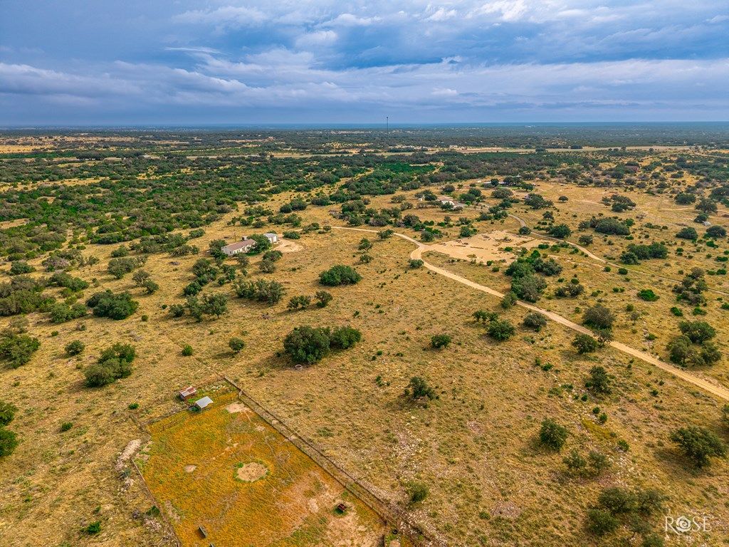 Image 50 of property listing at 660 Private Rd 1115, Sonora, TX 76950