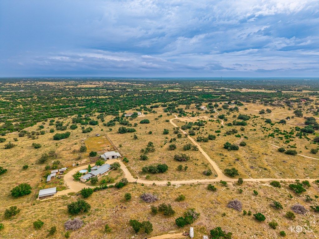 Image 54 of property listing at 660 Private Rd 1115, Sonora, TX 76950