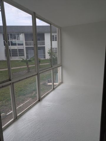 6507 Winfield Boulevard 128-c, Margate, FL 33063