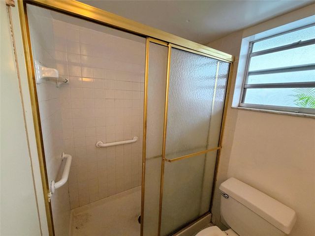 6507 Winfield Boulevard 128-c, Margate, FL 33063