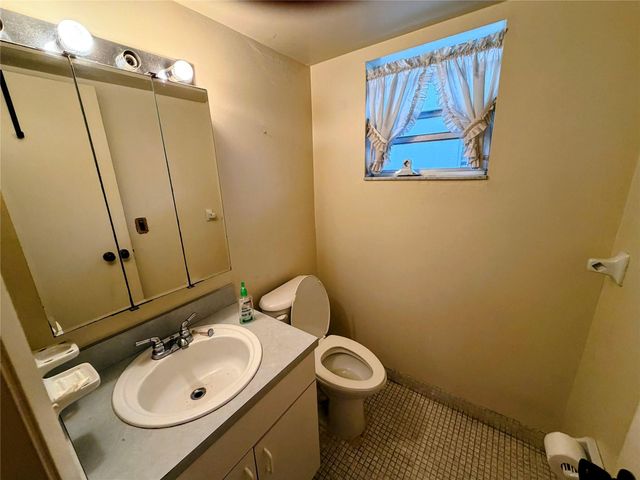 6507 Winfield Boulevard 128-c, Margate, FL 33063