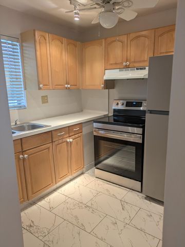 6507 Winfield Boulevard 128-c, Margate, FL 33063