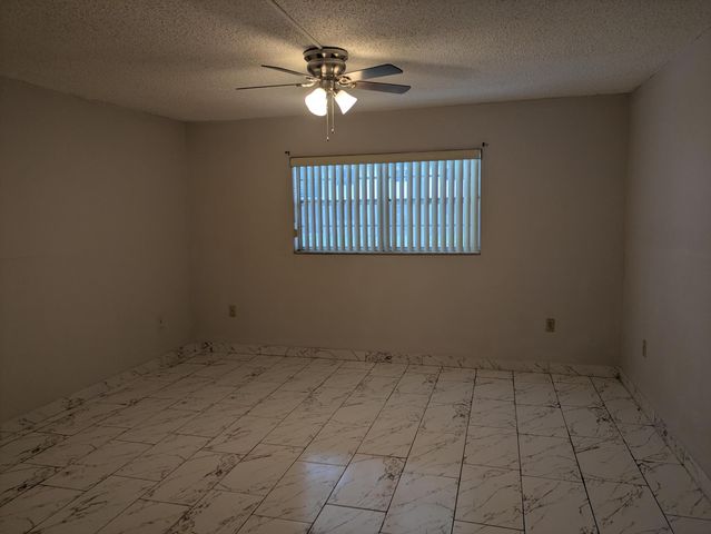 6507 Winfield Boulevard 128-c, Margate, FL 33063