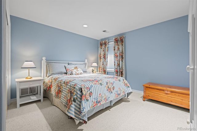 1085 S Vine Street, Denver, CO 80209