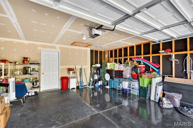 312 Hawks View Drive, O'fallon, MO 63368