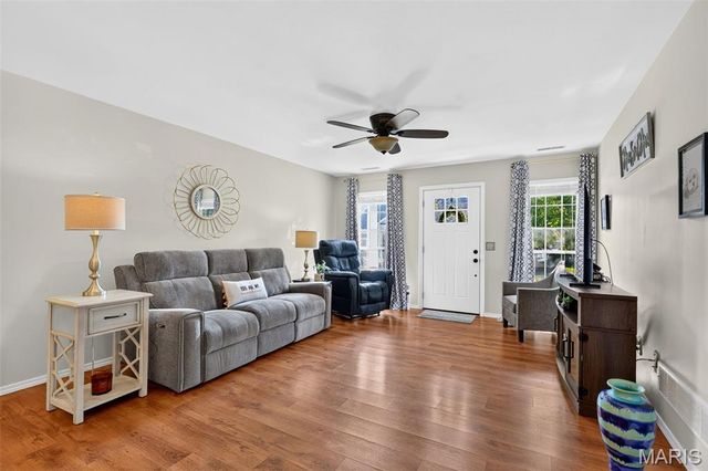 312 Hawks View Drive, O'fallon, MO 63368