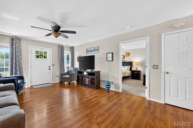 312 Hawks View Drive, O'fallon, MO 63368