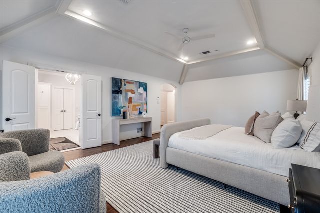 4900 W Stanford Avenue, Dallas, TX 75209