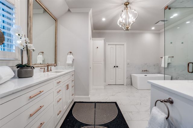 4900 W Stanford Avenue, Dallas, TX 75209