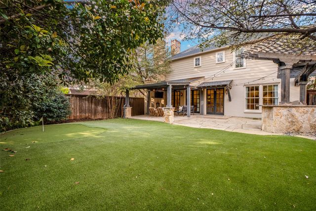 4900 W Stanford Avenue, Dallas, TX 75209