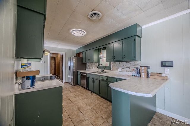 30017 Jeffries Road, Richland, MO 65556