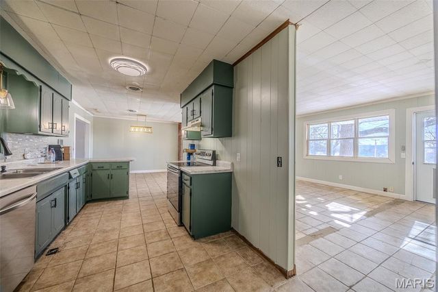 30017 Jeffries Road, Richland, MO 65556