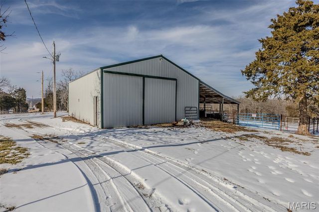 30017 Jeffries Road, Richland, MO 65556