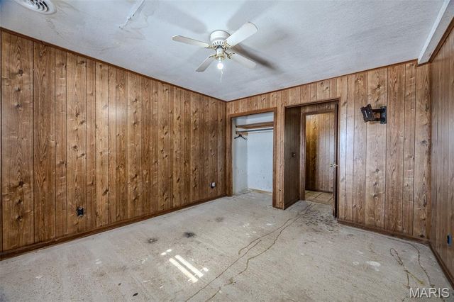 30017 Jeffries Road, Richland, MO 65556