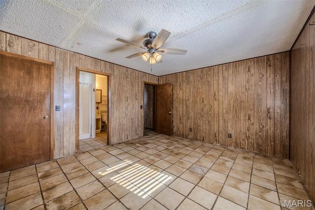 30017 Jeffries Road, Richland, MO 65556