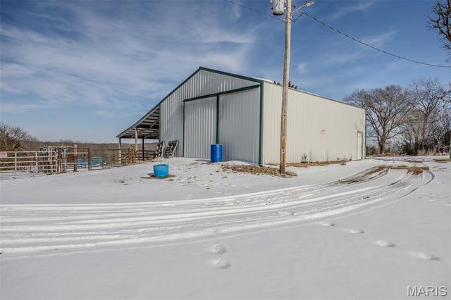 30017 Jeffries Road, Richland, MO 65556