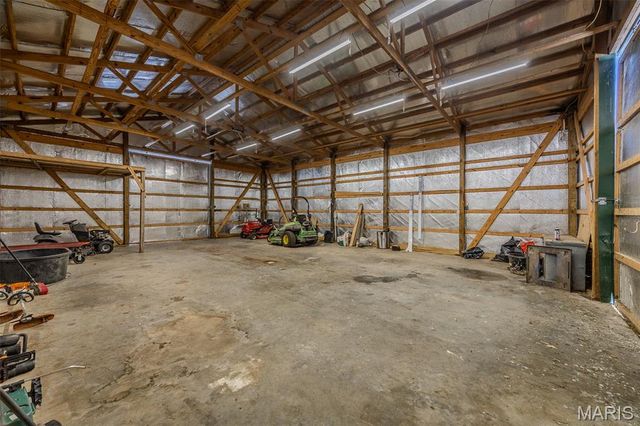 30017 Jeffries Road, Richland, MO 65556