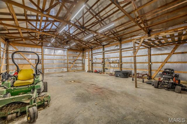 30017 Jeffries Road, Richland, MO 65556