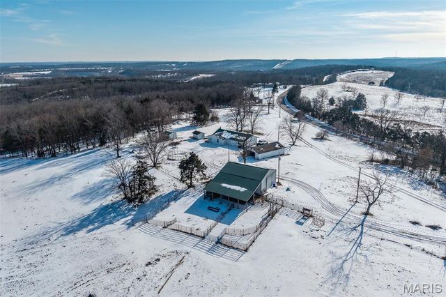 30017 Jeffries Road, Richland, MO 65556