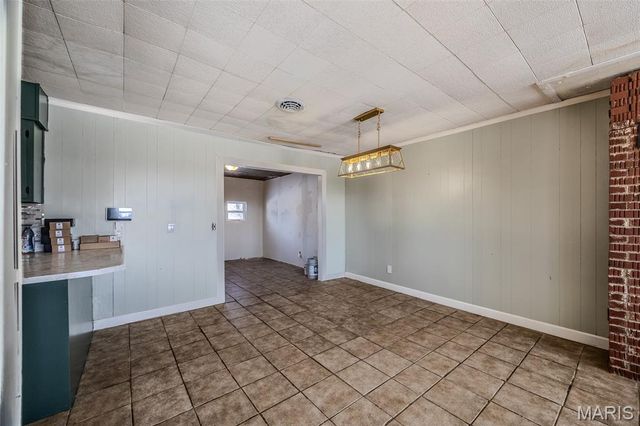 30017 Jeffries Road, Richland, MO 65556