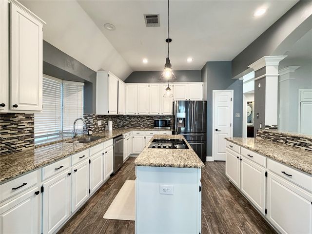 8521 Steeple Ridge Drive, North Richland Hills, TX 76182