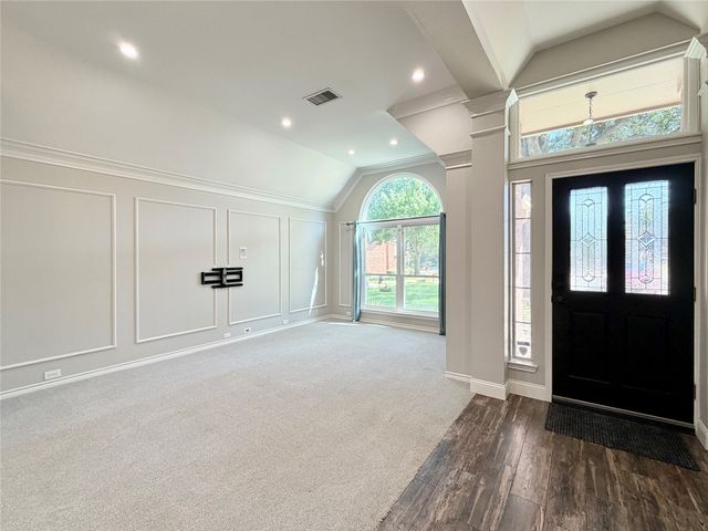 8521 Steeple Ridge Drive, North Richland Hills, TX 76182