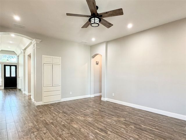 8521 Steeple Ridge Drive, North Richland Hills, TX 76182