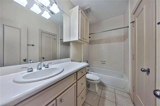 3509 Bradford Street C, Houston, TX 77025