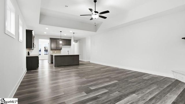 512 Landseer Drive, Landrum, SC 29356