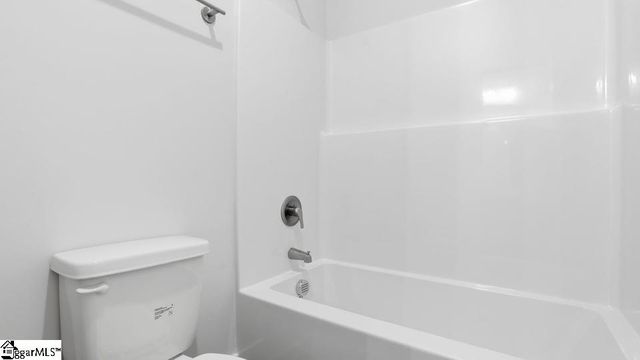 512 Landseer Drive, Landrum, SC 29356