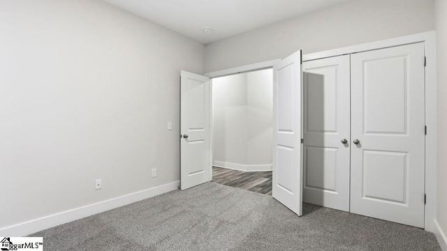 512 Landseer Drive, Landrum, SC 29356