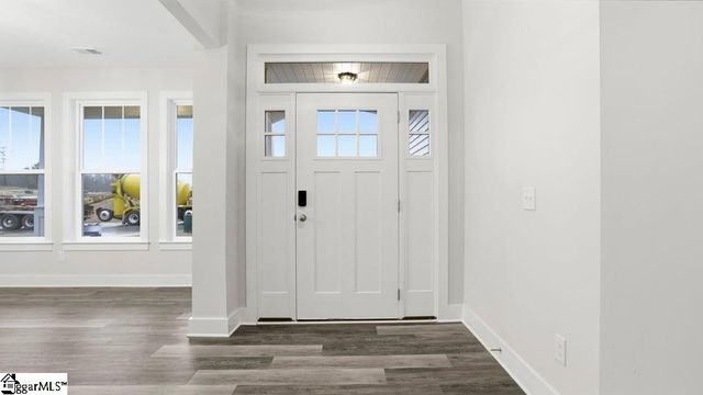 512 Landseer Drive, Landrum, SC 29356