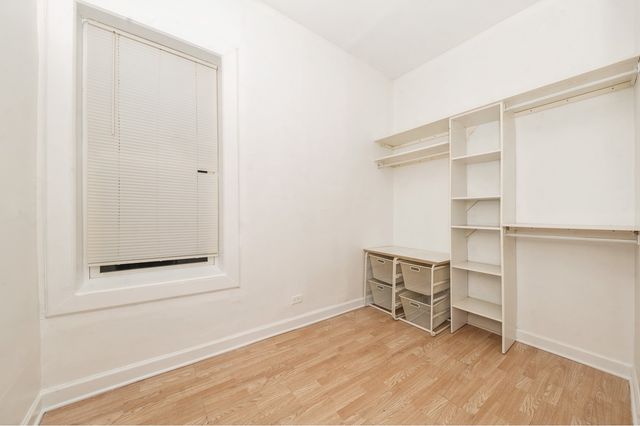 2242 W 19th Street 1R, Chicago, IL 60608