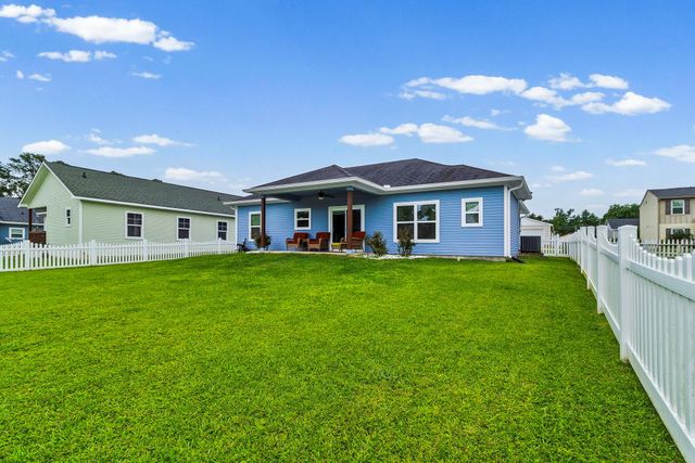 146 Iris, Livingston, TX 77351