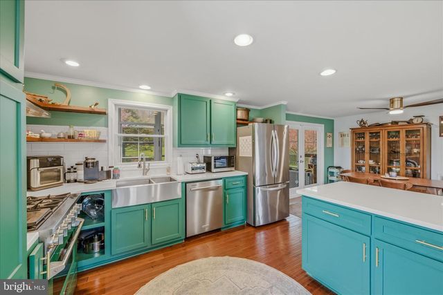 173 RIDGEVIEW DR, Berkeley Springs, WV 25411
