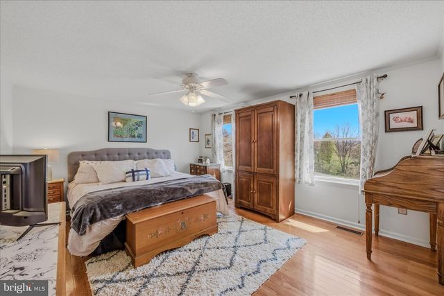 173 RIDGEVIEW DR, Berkeley Springs, WV 25411