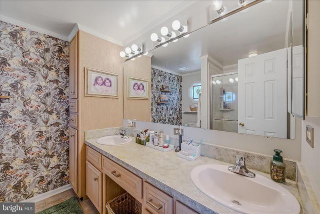 173 RIDGEVIEW DR, Berkeley Springs, WV 25411